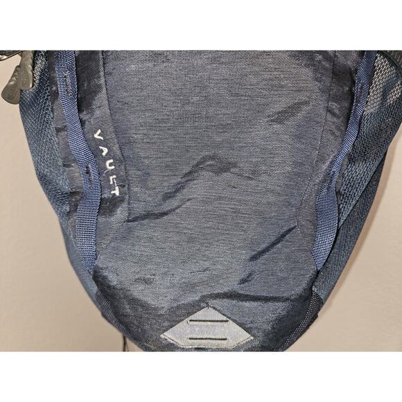 The North Face Vault Backpack NF0A3KV9 Blue School Work Hiking - Picture 3 of 13